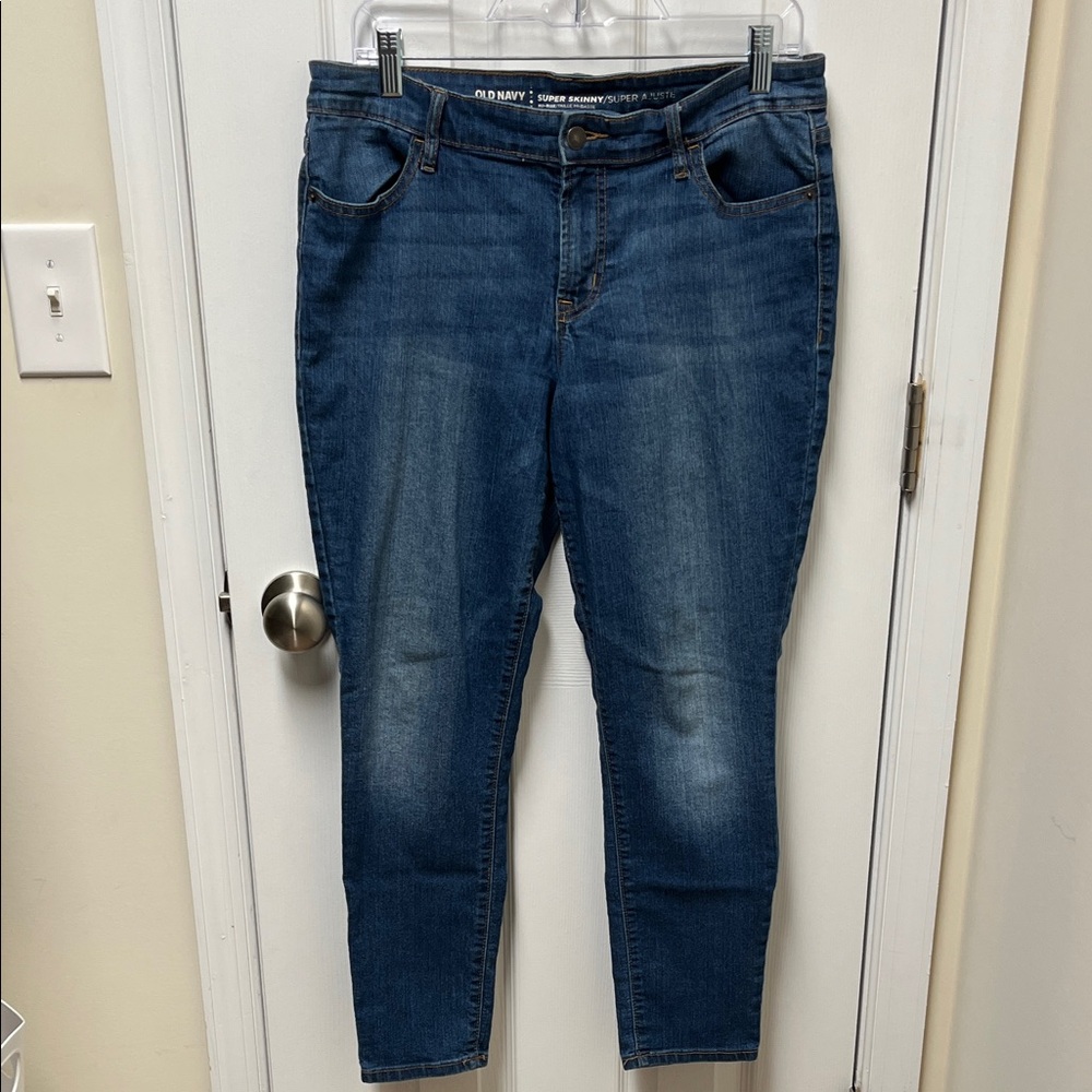 Old Navy Women's Dark Blue Ankle Jeans